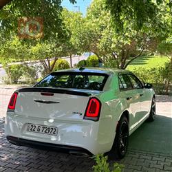 کرایسلەر 300